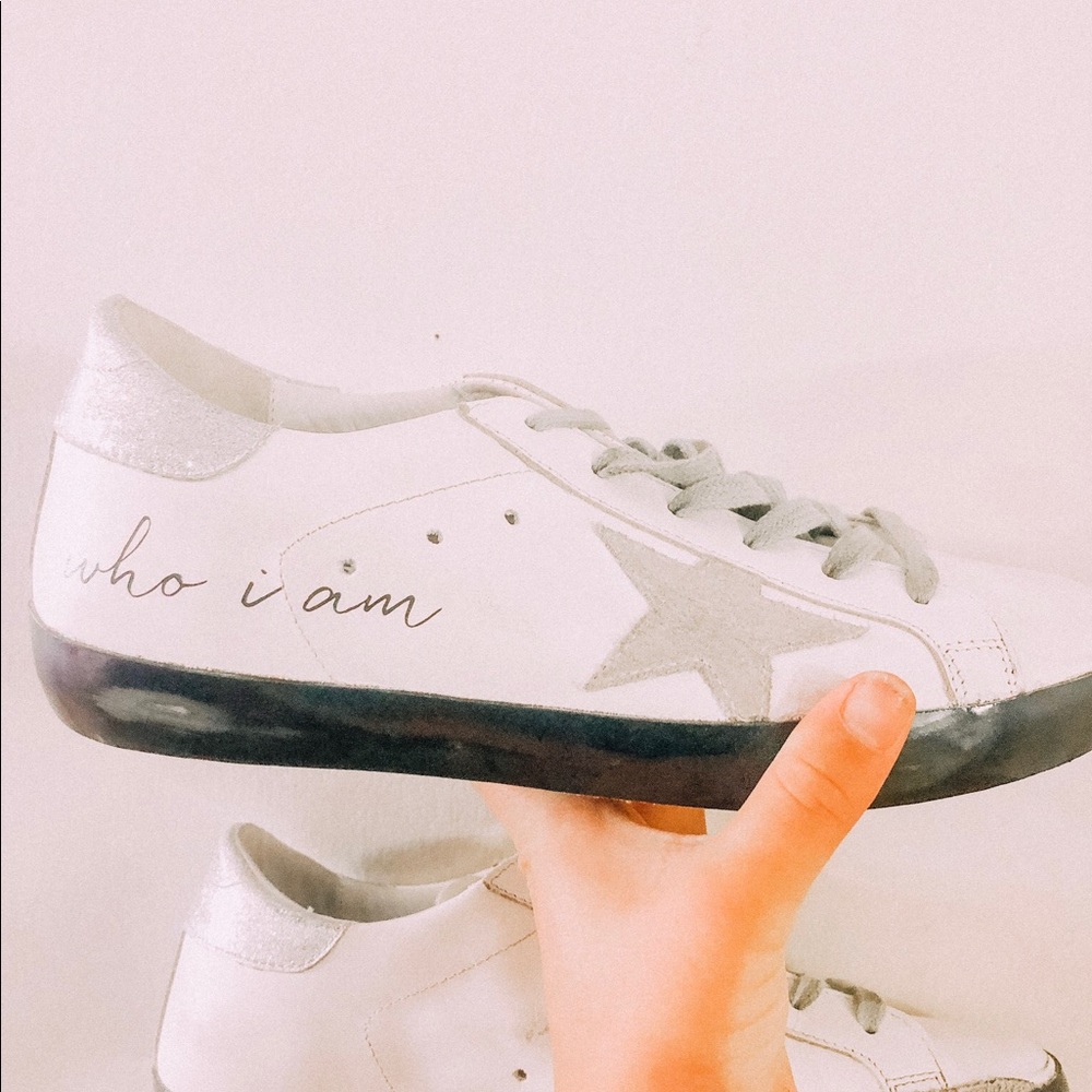 - GOLDEN GOOSE SUPER STARS -